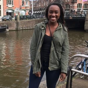 Meet your Posher, Alex