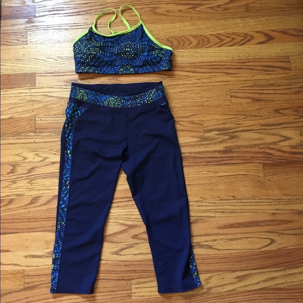Fabletics sports bra and capris set