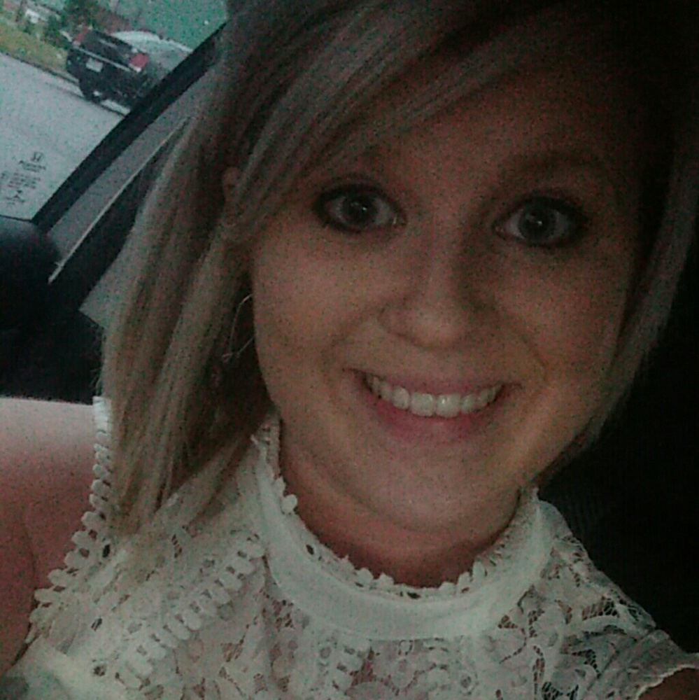 Meet your Posher, Jennifer