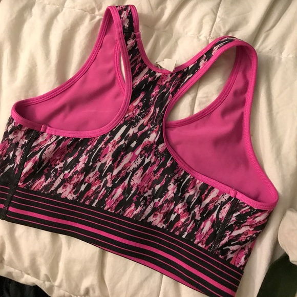 Under armour sports bra! - Picture 2 of 2
