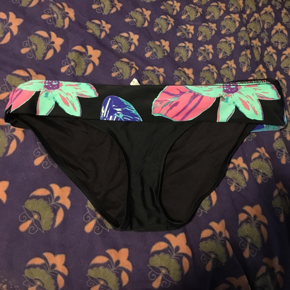 American Eagle foldover bikini bottoms