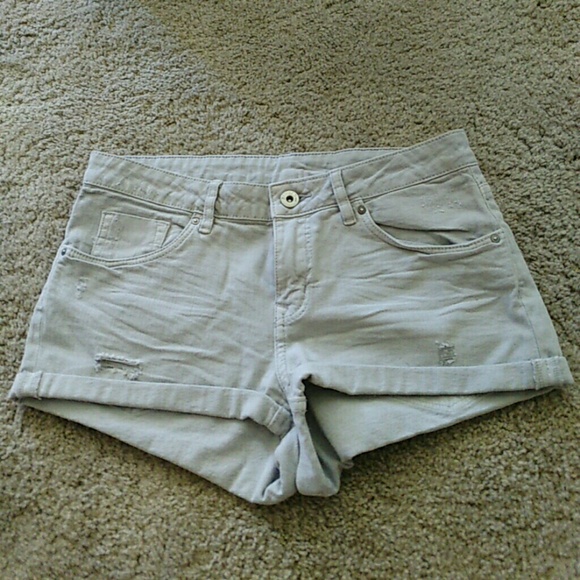 Shorts - Picture 1 of 3