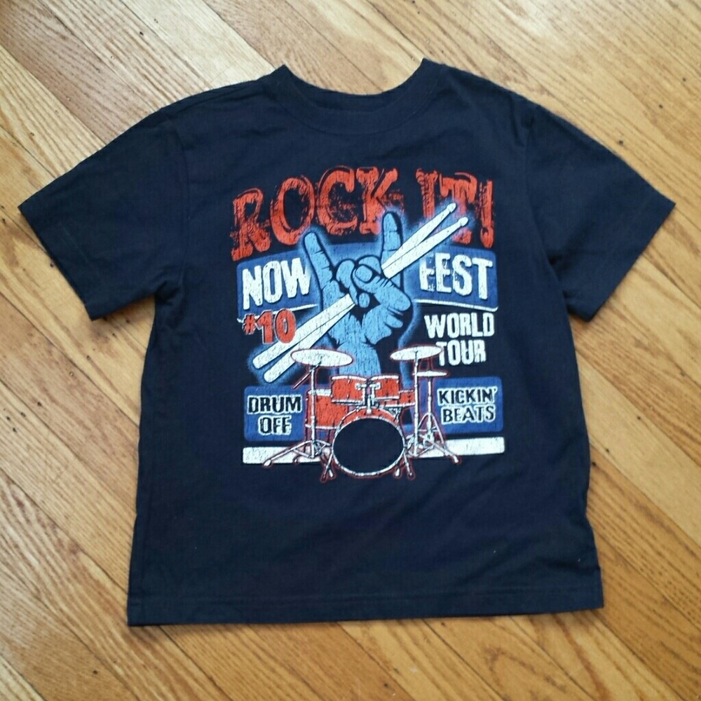 Children's Place t-shirt