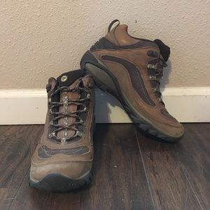 NEW Merrell Waterproof Hiking Shoes!