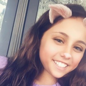 Meet your Posher, Leah