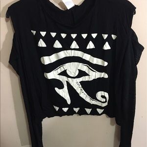 Open shoulder Crop top