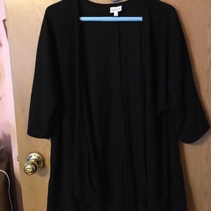 EUC Lularoe Lindsay! Solid black!! Unicorn 🦄