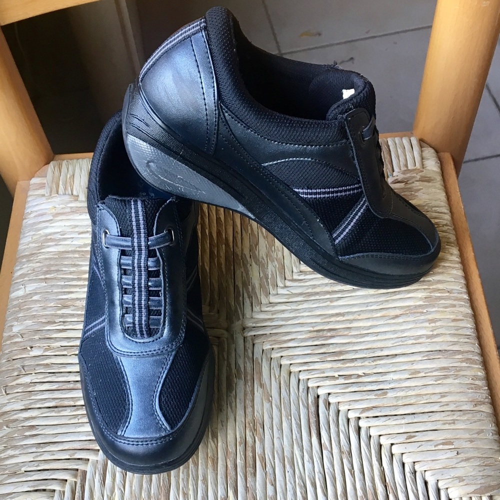 Get Fit Grasshoppers Shoes