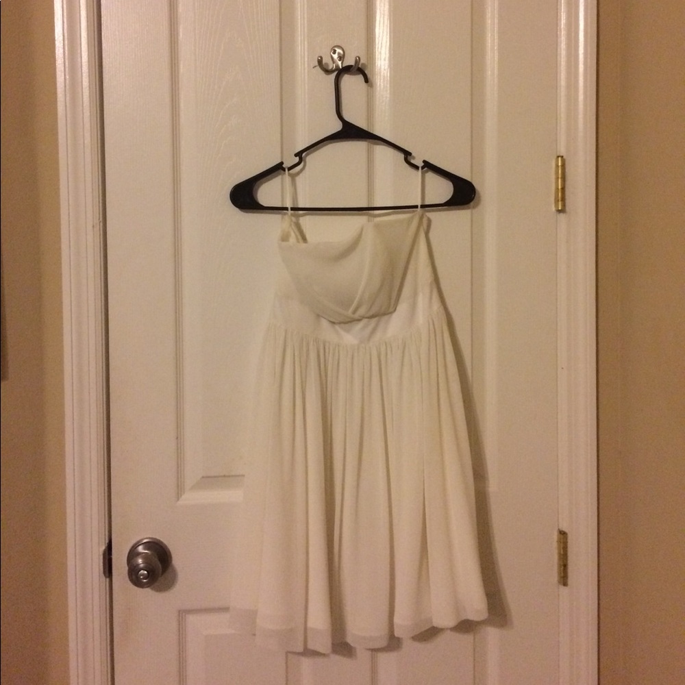 White textured dress! Strapless!