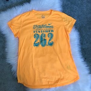 2013 Nike Women's Marathon Finisher SF Dri-Fit