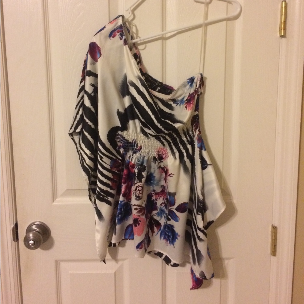 Asymmetrical One Shoulder Top