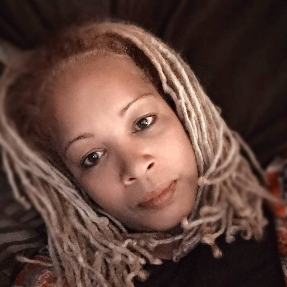 Meet your Posher, Beatrice