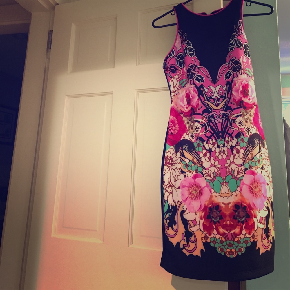 Size small flower pattern dress
