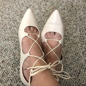 H&M Lace Up Flats Cream Size 7