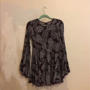 Paisley printed 1960's belled sleeve dress
