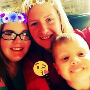 Meet your Posher, Raycee