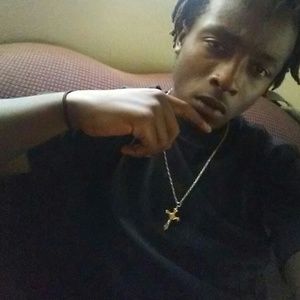 Meet your Posher, Bakari