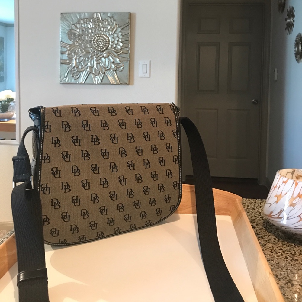 Dooney & Burke crossbody