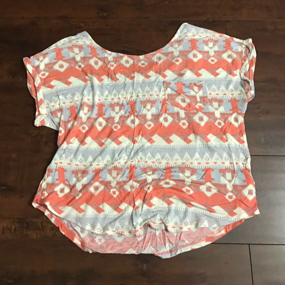 Tribal print criss cross back shirt