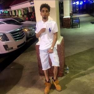 Meet your Posher, Saada