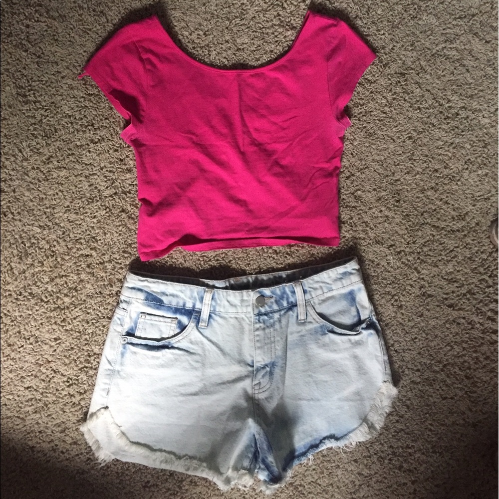 American Eagle🦅 Criss Cross Pink Crop Top💖