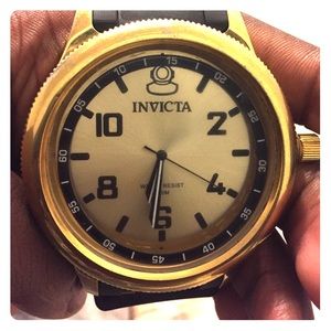 I am selling a invicta watch