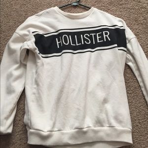 hollister crewneck
