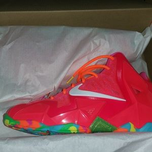 Nike shoes