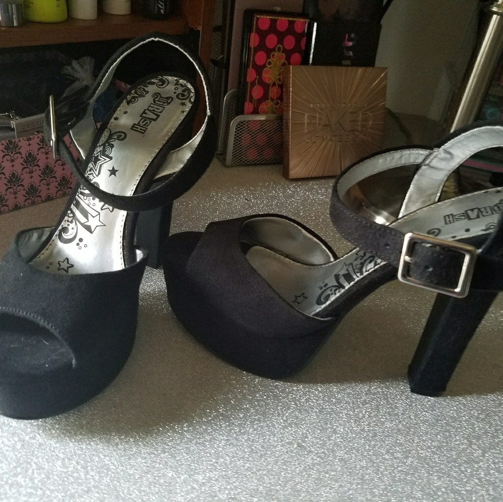 Brash platform heels