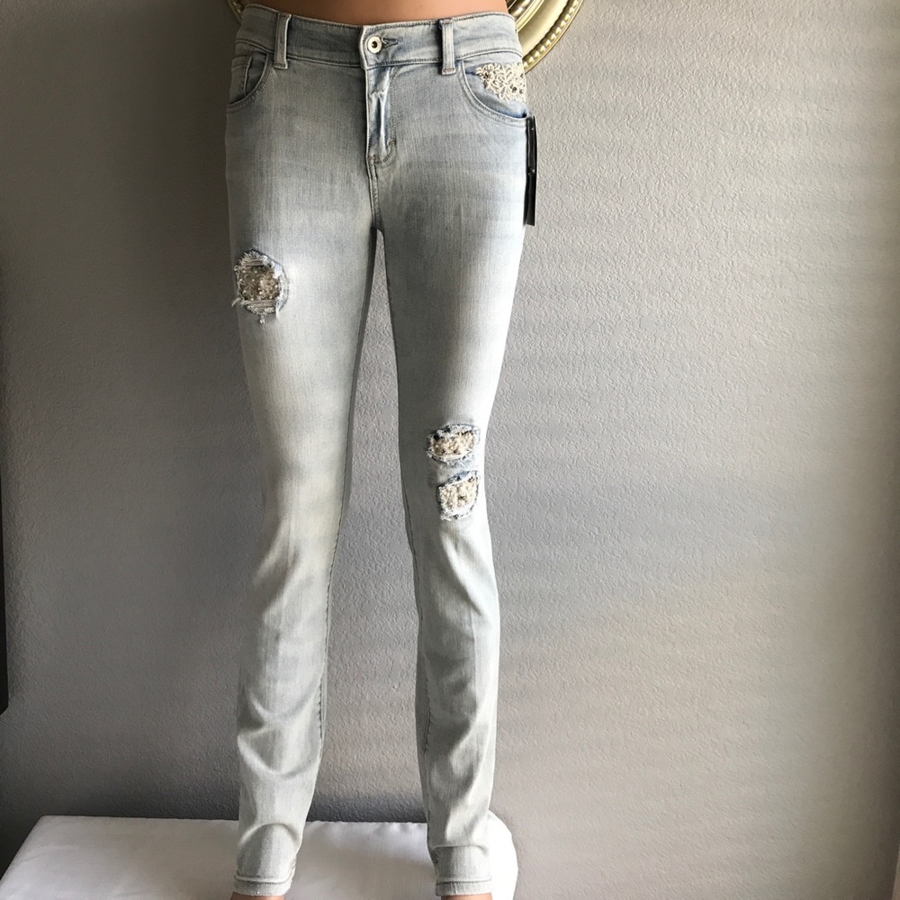 Light denim jean size 4
