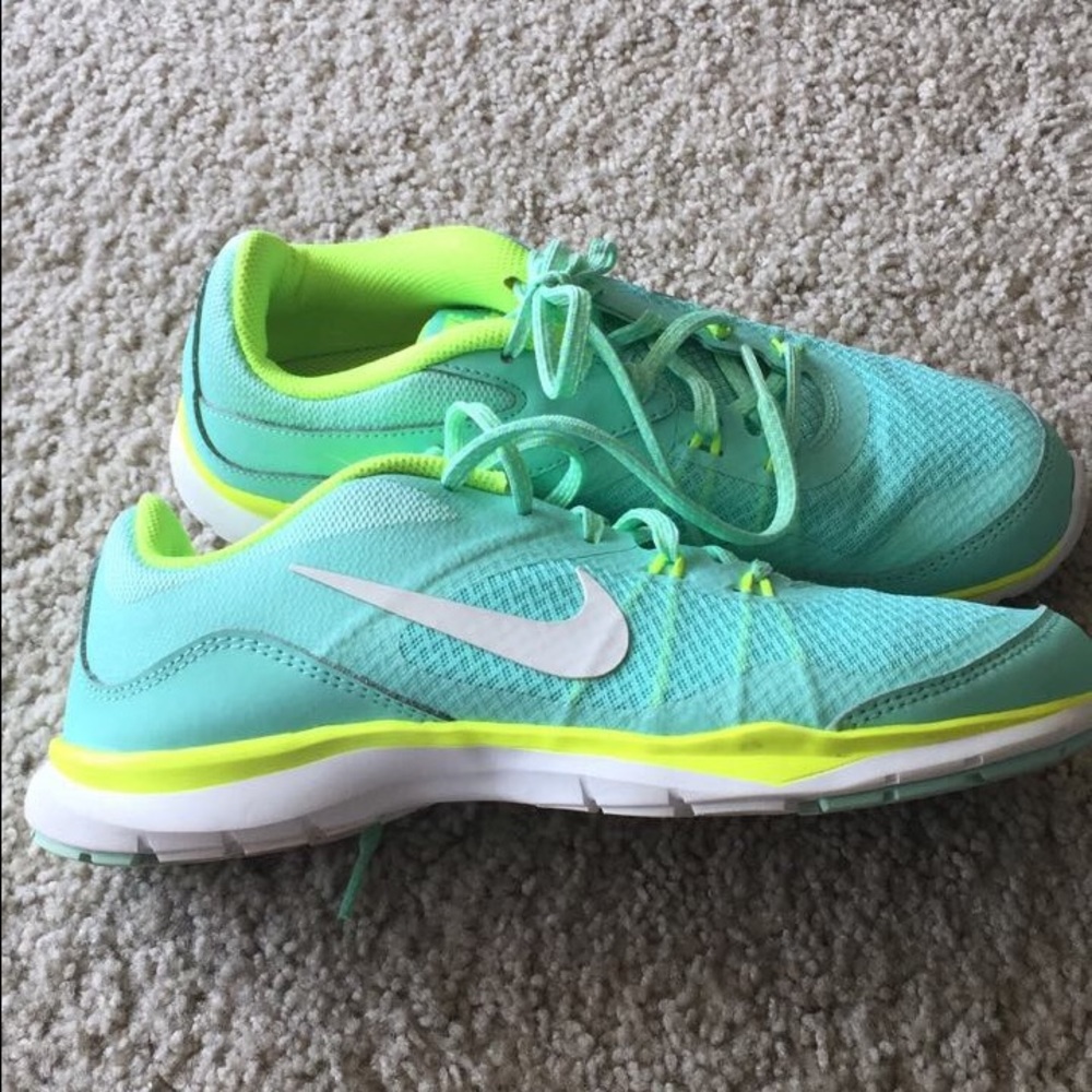 Nike Sneakers