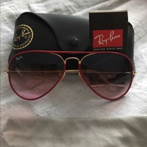 Red ray ban sunglasses