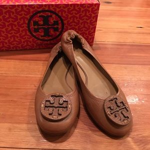 TORY BURCH REVA TUMBLED LEATHER BALLERINA FLAT