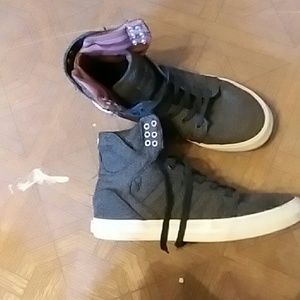 Supra Muska 001