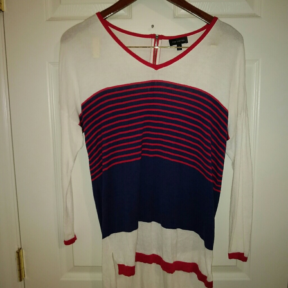 Thin sweater