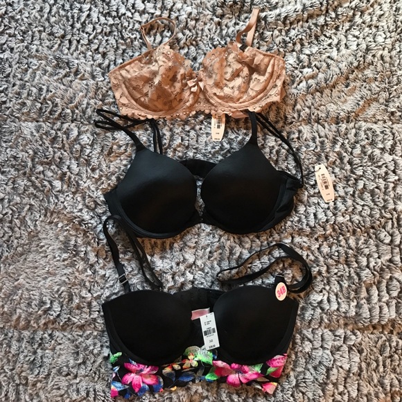 Bra bundle of 3 size 34B - Picture 1 of 5