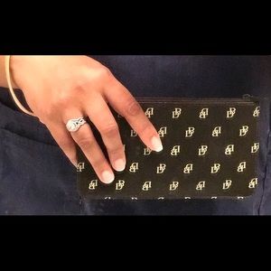 Dooney & Bourke wristlet / wallet