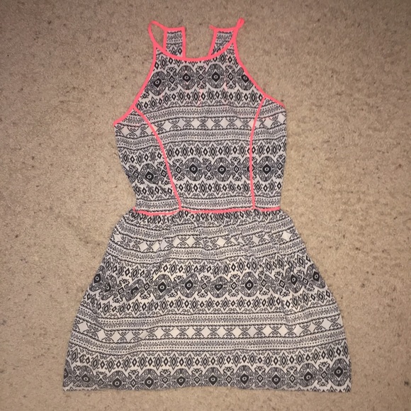 Formal Patterned Dress - Picture 1 of 1