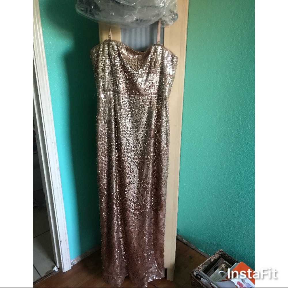 SHIMMERING GOLD SEQUENCED BCBG DRESS - Picture 2 of 6
