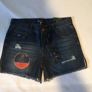 Boom Boom Jeans Denim Shorts Multiple Sizes.