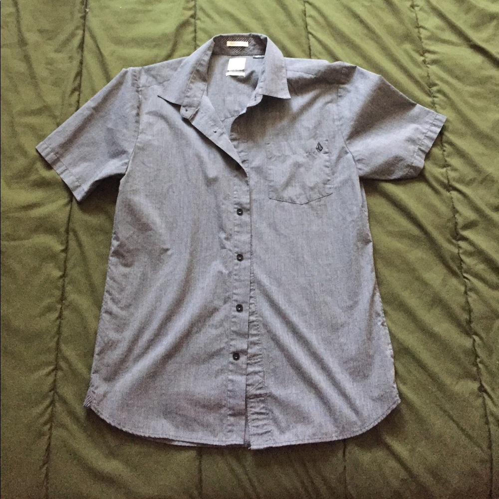 Gray Volcom Button-up