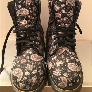 Dr. Martens