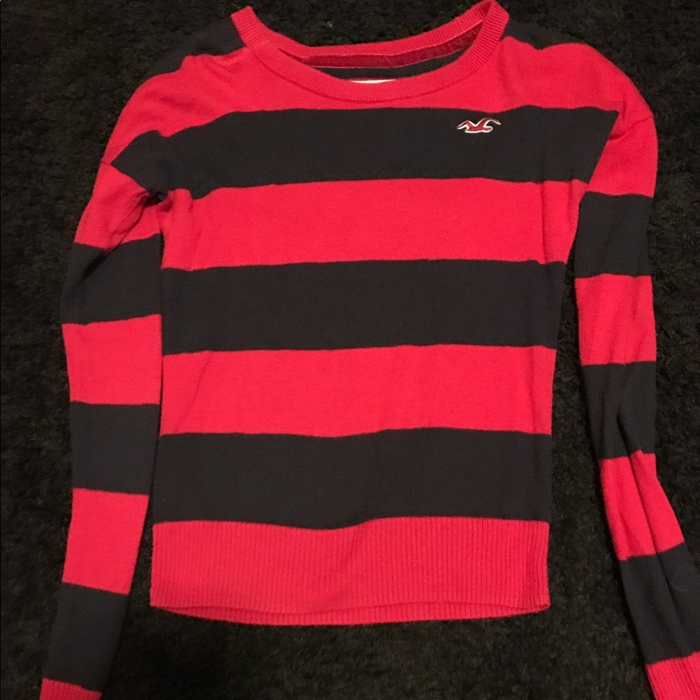 Hollister sweater