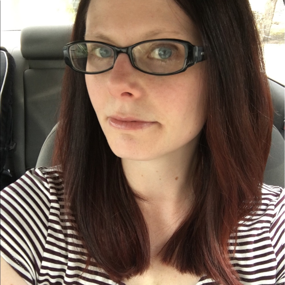 Meet your Posher, Abbey