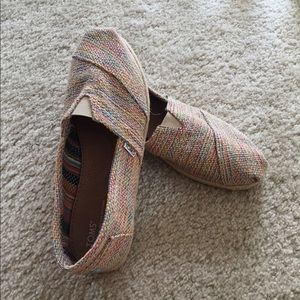 Toms Slip Ons