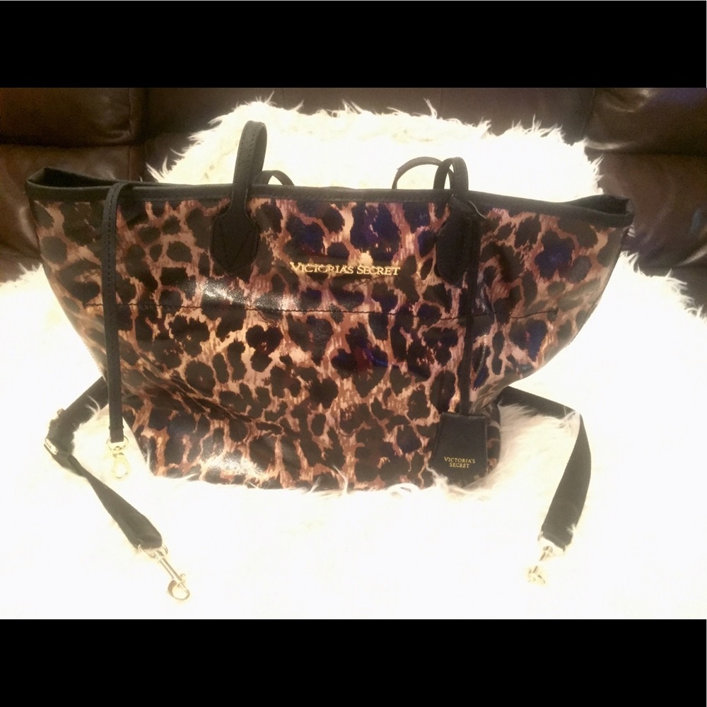 ✨👜Victoria's Secret Leather Tote👜✨