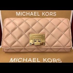 Micheal Kors Wallet