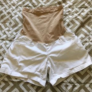 Maternity shorts