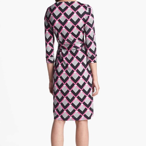 DVF Silk Wrap Dress size 0 - Picture 2 of 7