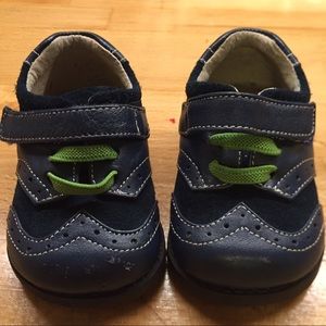 See Kia Run Infant Sneaker/ Shoe